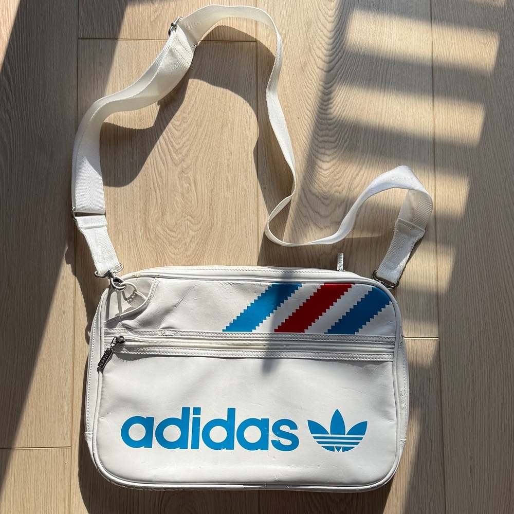 RARE Vintage Adidas Originals Messenger Bag Trefoil White Blue Red Y2K V87802